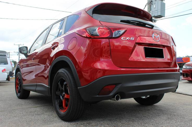MAZDA CX5 WASABI BLACK OR RED